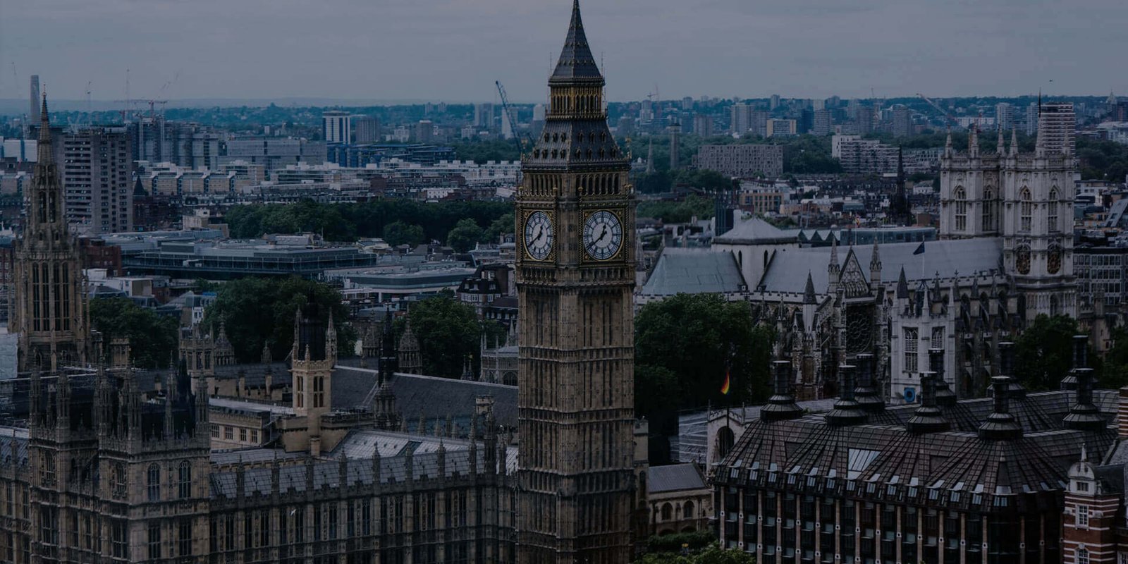 https://thetripspace.com/wp-content/uploads/2022/01/Country-Bg-Img-london-travel-destination.jpg