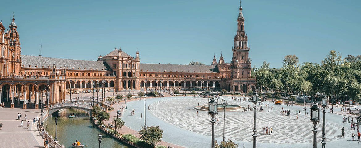 plaza-de-españa-spain-travel-destination